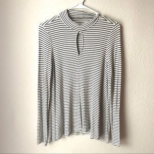 American Eagle Soft and Sexy Long Sleeve T…